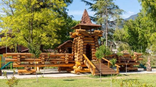 Детская площадка